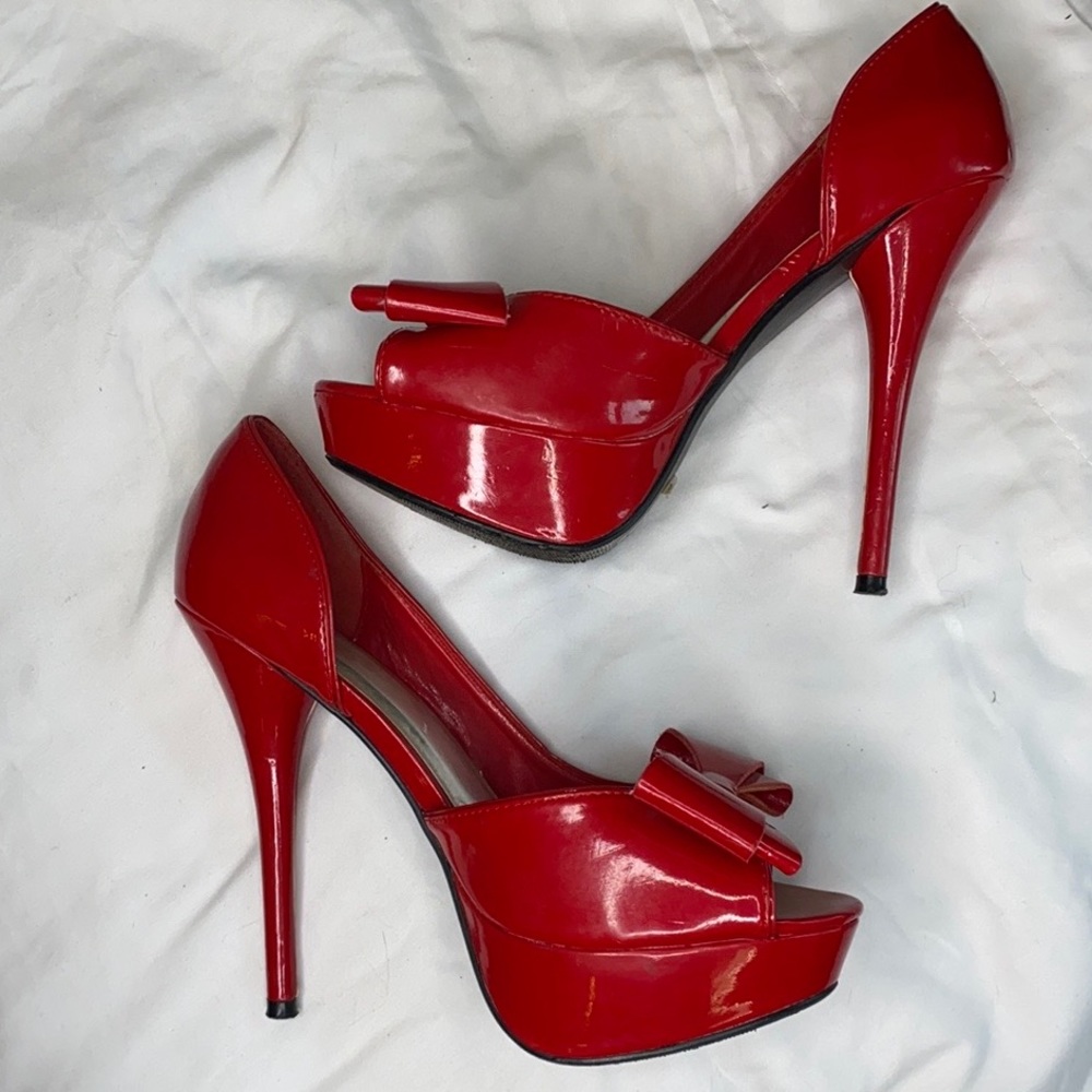Peep toe red patent pinup girl heels